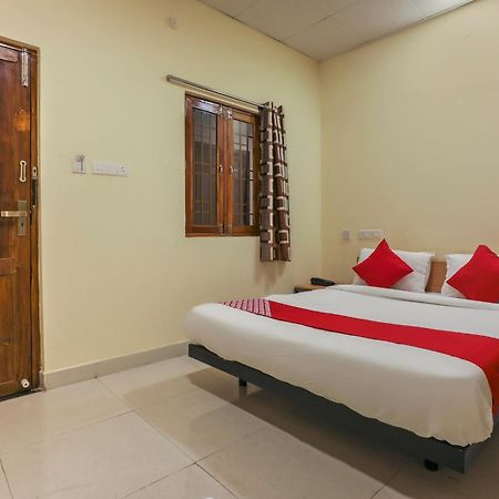 פונדיצ'רי Hotel O Om Sakthi Hotel מראה חיצוני תמונה