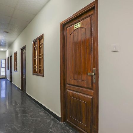 פונדיצ'רי Hotel O Om Sakthi Hotel מראה חיצוני תמונה
