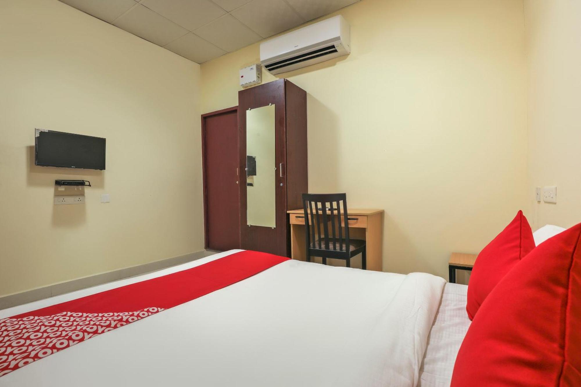 פונדיצ'רי Hotel O Om Sakthi Hotel מראה חיצוני תמונה