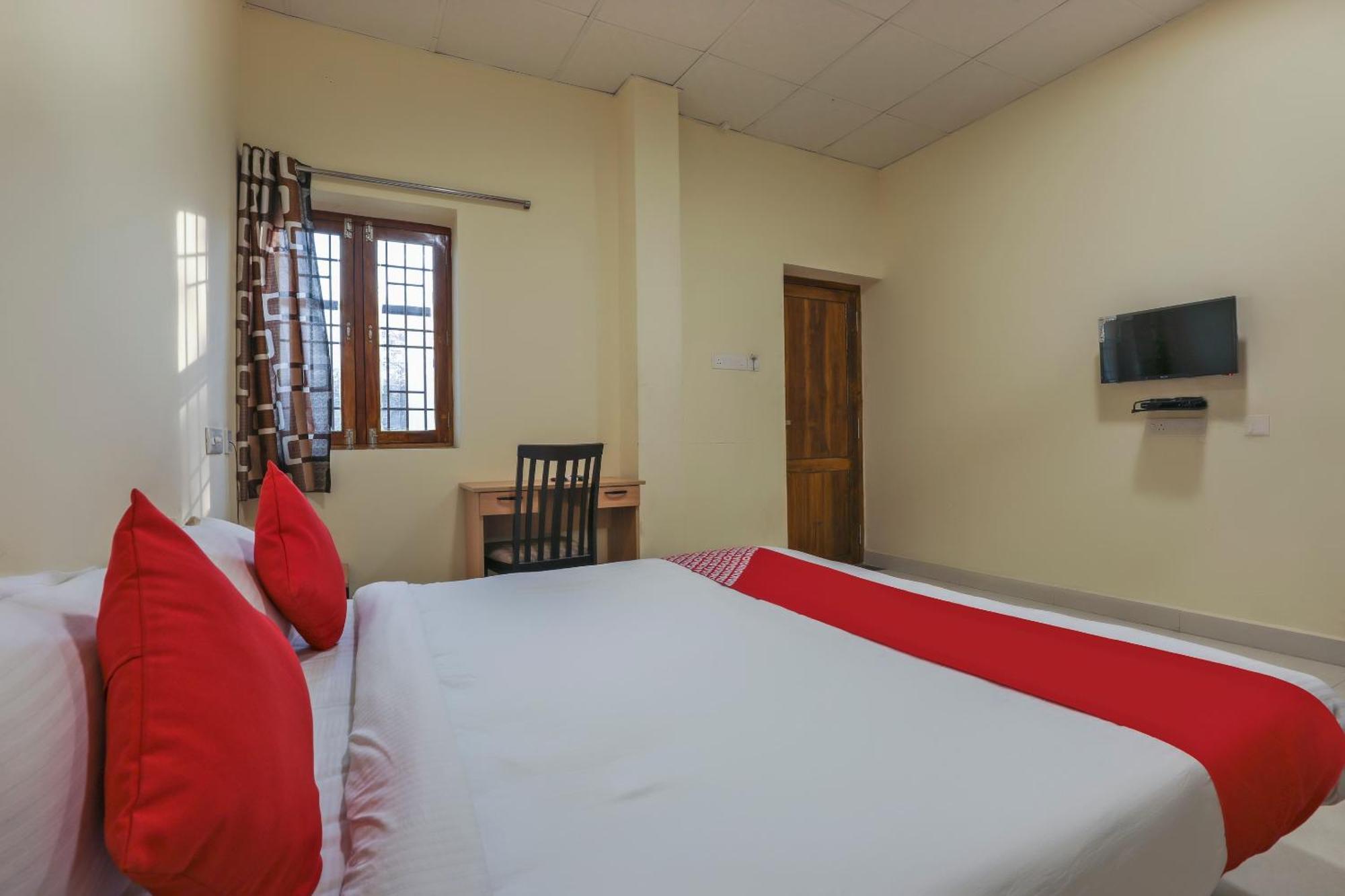 פונדיצ'רי Hotel O Om Sakthi Hotel מראה חיצוני תמונה