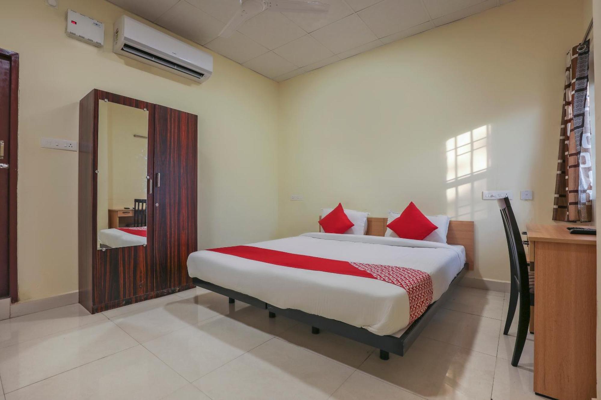 פונדיצ'רי Hotel O Om Sakthi Hotel מראה חיצוני תמונה